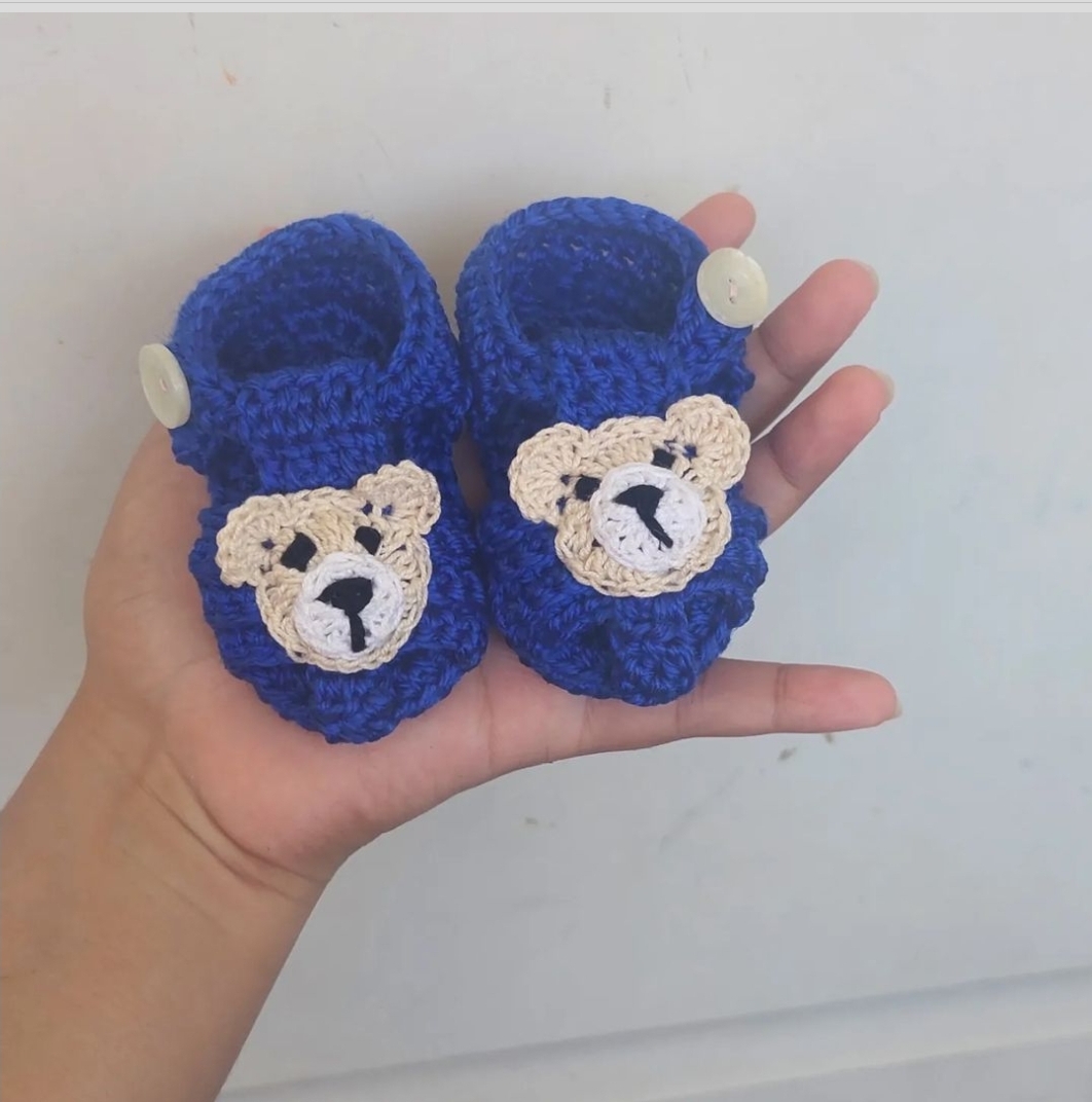 Zapatitos azules de osito